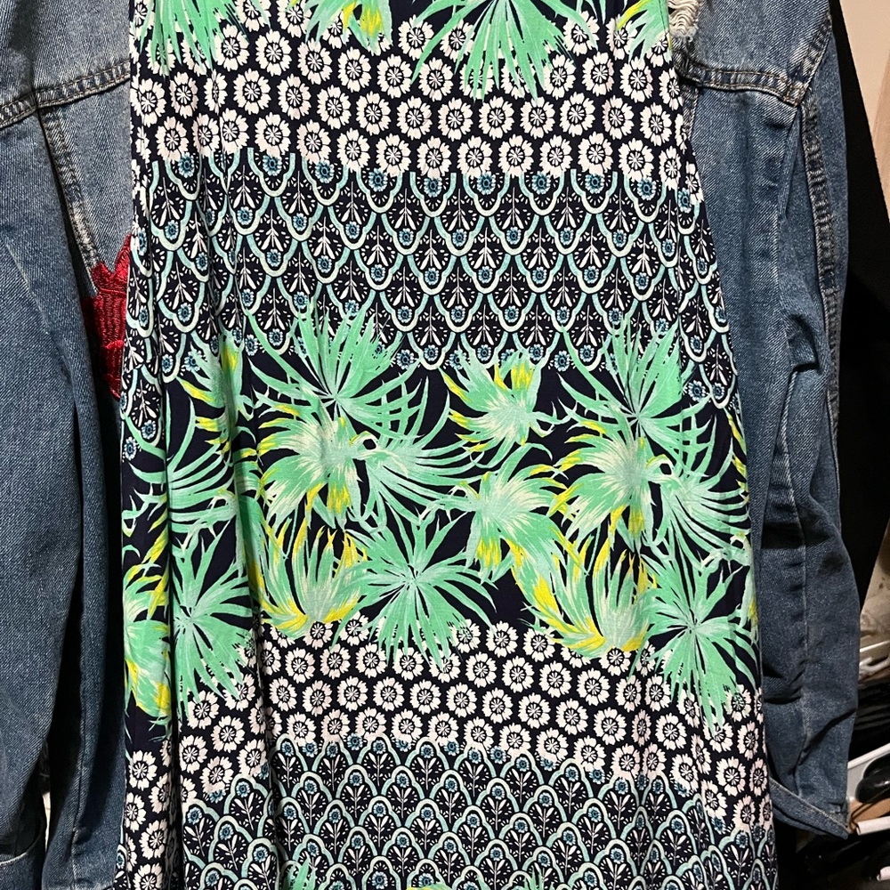 Cute top for spring and summer
